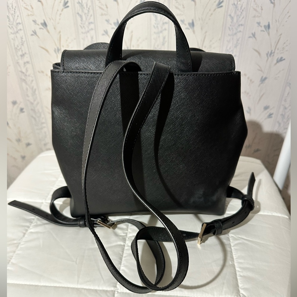 Kate Spade NWOT & Disney Collab Minnie Mouse Backpack with Red Polka Dot Bow - Picture 3 of 11